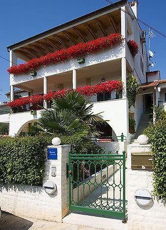 Apartments Soric Rovinj Bilik gambar